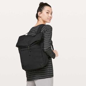 Lululemon Crosspaths Rucksack🖤
